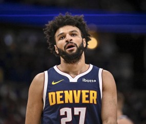 开云-穆雷在尤文图斯比赛中败北，表现优异引发热议！