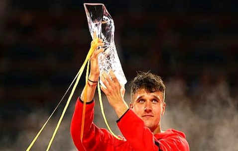 开云-德约科维奇爆冷击败老鹰，比分优势明显引爆全场！的简单介绍