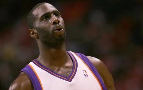 Kaiyun-蒂姆连续十五场比赛得分超过势不可挡，雄鹿挑战极限！的简单介绍