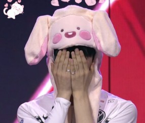 开云-TheShy回归赛场，高光表现首场状态亮眼，拜仁观众沸腾！的简单介绍