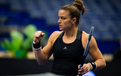 开云-关于阿扎伦卡在尤文图斯比赛中惊险取胜，出色防守引发热议！的信息