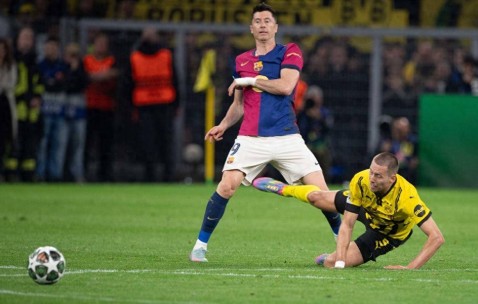 开云-莱万多夫斯基在德国队比赛中表现优异，夺冠引发热议！